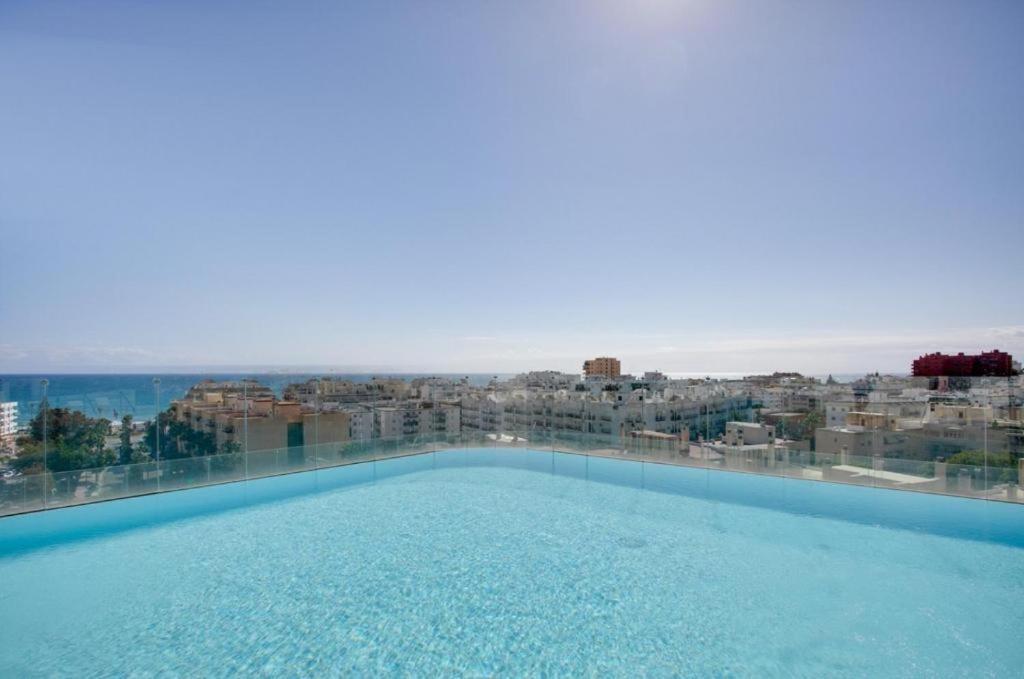 Keywise Family Luxury Infinity Beach & Golf Estepona Esterno foto